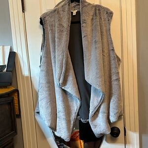Cato Gray Faux Fur Vest